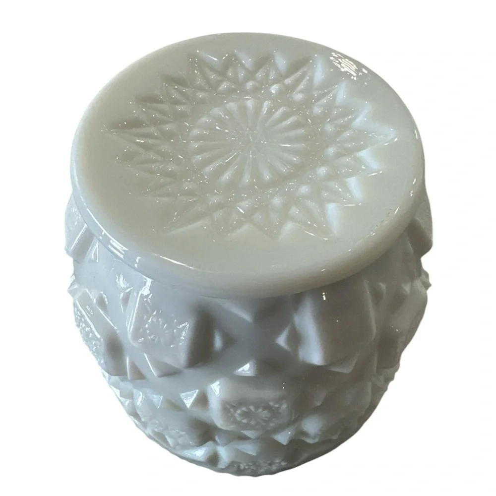 Westmoreland White Milk Glass Old Quilt Sawtooth Open Sugar Mini Planter Vase